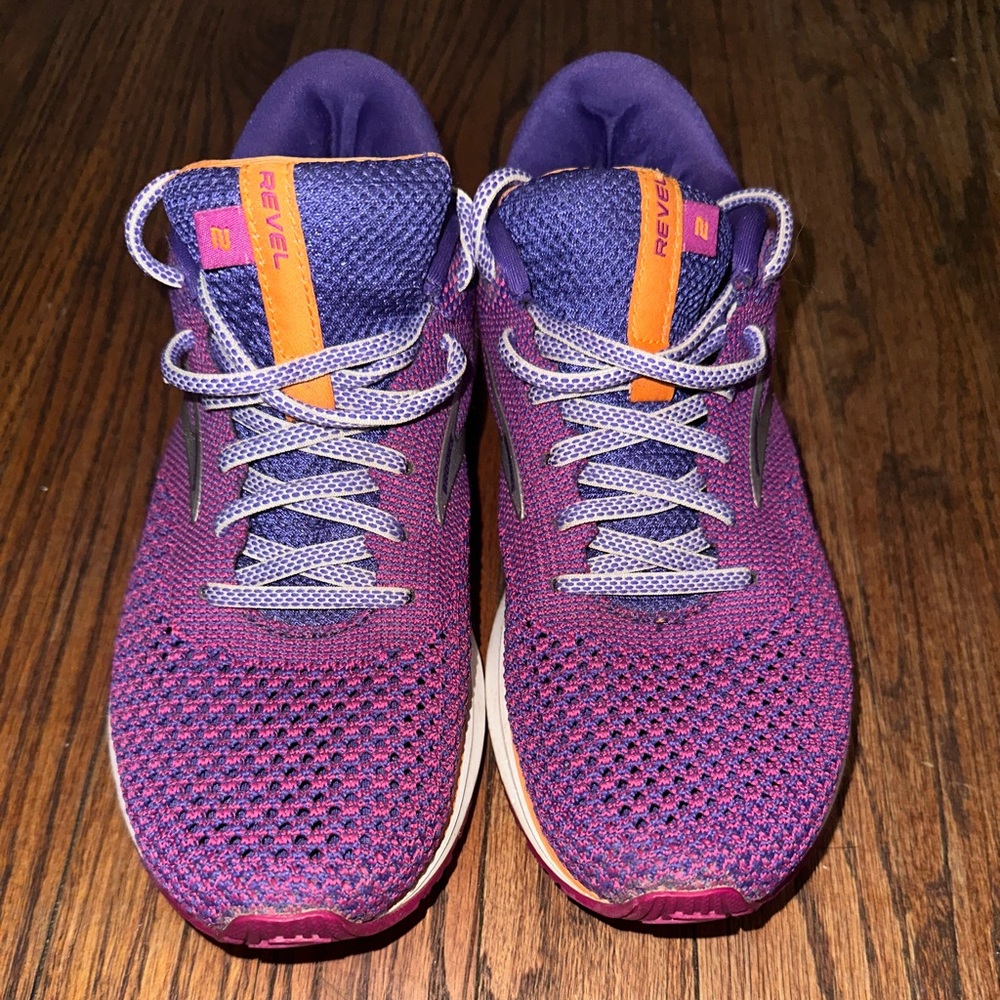 Brooks revel 2 Purple Women's Running Shoes sz 8